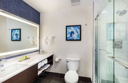 Pomona Hotel | DoubleTree by Hilton Pomona