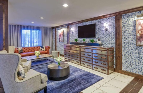 Port Huron Hotel | DoubleTree by Hilton Port Huron