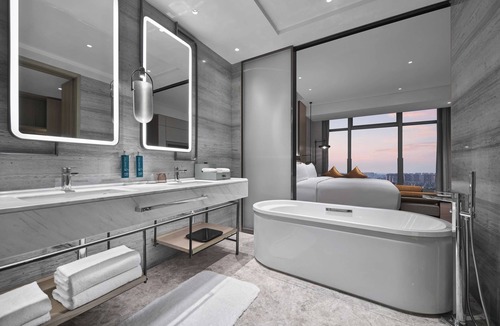 Nantong Hotel | Doubletree By Hilton Rugao