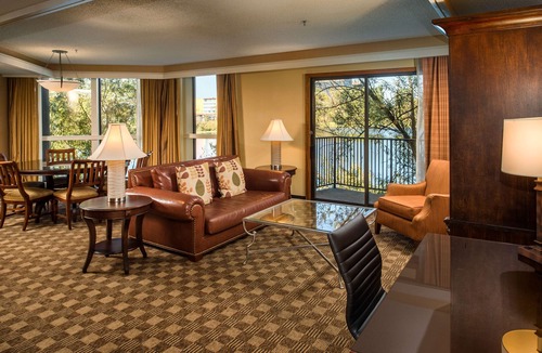 SeaTac Hotel | DoubleTree by Hilton Seattle Airport