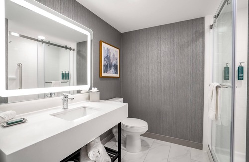 Sioux City Hotel | DoubleTree by Hilton Sioux City