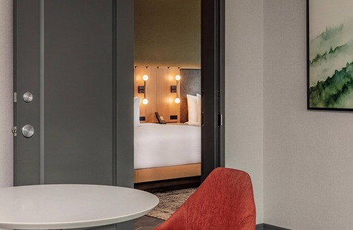 Burlington Hotel | DoubleTree by Hilton Burlington Vermont