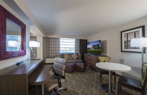 Winston - Salem Hotel | DoubleTree by Hilton Winston Salem - University