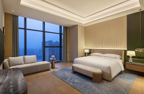 Yucheng District Hotel | DoubleTree by Hilton Ya'An