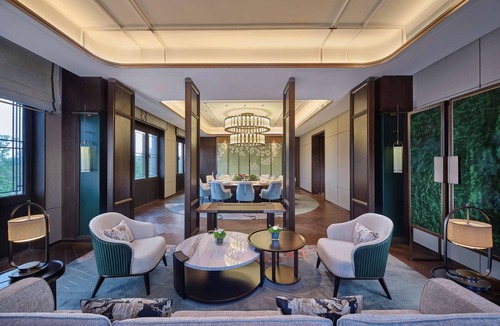 Tinghu Qu Hotel | Doubletree By Hilton Yancheng Dayangwan