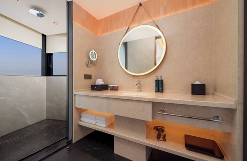 Longwen District Hotel | Doubletree By Hilton Zhangzhou