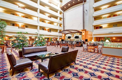 Southcenter Hotel | DoubleTree Suites by Hilton Seattle Airport/Southcenter