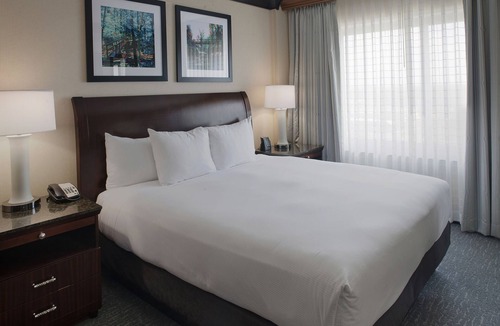 Bentonville Hotel | DoubleTree Suites by Hilton Bentonville