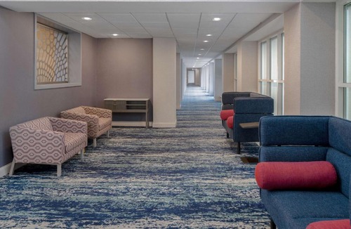 Mount Laurel Hotel | DoubleTree Suites by Hilton Mount Laurel