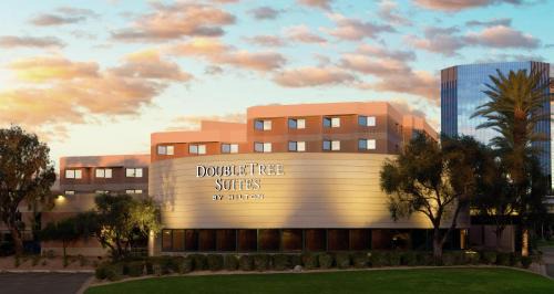 Phoenix Hotel | DoubleTree Suites by Hilton Phoenix
