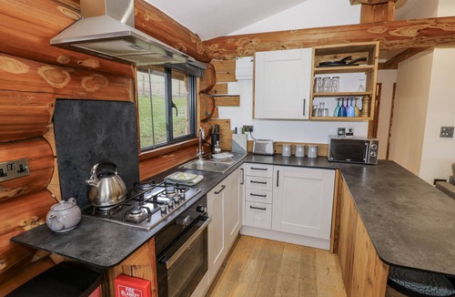 Upper Sapey Cottage | Douglas Cabin