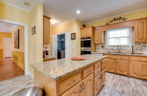 Douglasville House | Douglasville Lake Home w/Private Pool + Gazebo!