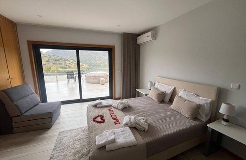 Cabanas de Baixo Cottage | Douro Elegance Suites
