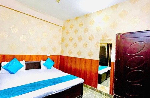 Dehradun Hotel | DOWN TOWN STAYS