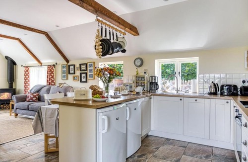 North Perrott House | Downclose Piggeries