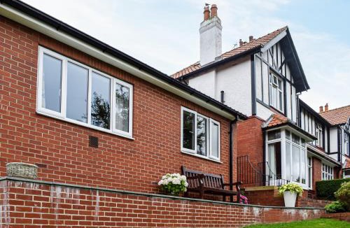 Whitby House | Downdinner Hill
