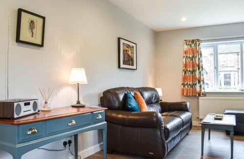 Whitby House | Downdinner Hill