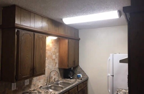 Lawton Apartment | Downstairs 1-Bedroom Apartment Near Fort Sill