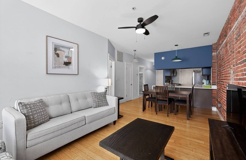 Downtown Baltimore Condo | Downtown 1BR w/Parking | Walk to Harbor & Stadium