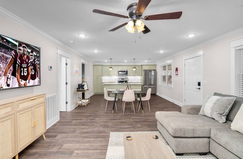 Starkville House | Downtown Access | Spacious | Family Space