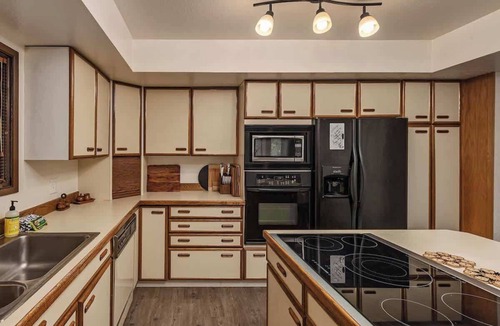 South Addition House | Downtown Anchorage Retreat - Spacious 3BR