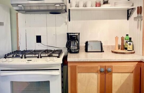 Arcata Apartment | Downtown Arcata Stylish Apt