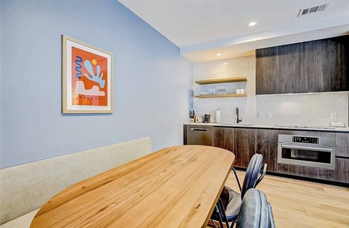 Rainey Street Historic District Condo | Downtown Austin Luxe condo w/private balcony - rooftop pool & gym