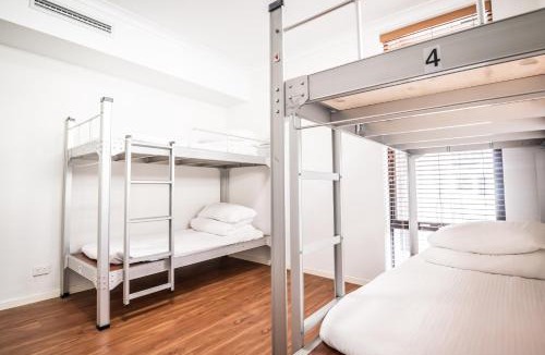 East Perth Hostel | Downtown Backpackers Hostel Perth - note - Valid Passport required for check in