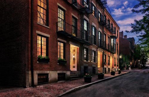 Beacon Hill Apartment | Downtown Beacon Hill, Convenient, Comfy Studio #10