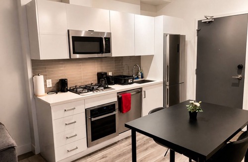 Beltline Condo | Downtown Calgary Haven - Steps to Stampede
