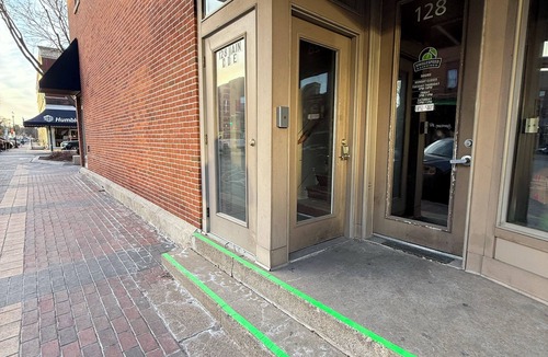 Cedar Falls Apartment | Downtown CF Retreat: King Beds, Brewery Below!