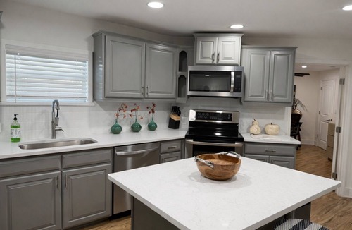 Clermont House | -Downtown Clermont Boutique Garden Guest House-