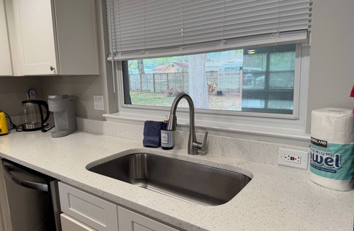 Clermont House | -Downtown Clermont Triplex Near Waterfront Park-