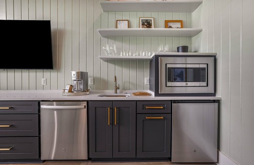 Fairhope Cottage | Downtown Cottage Hideaway Suite D