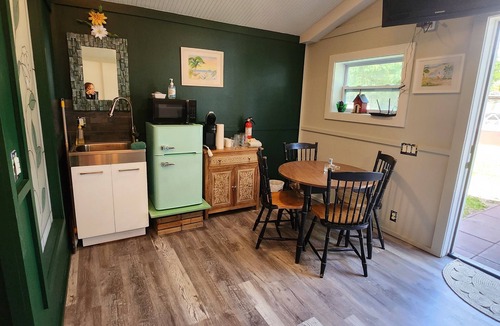 Downtown Historic District Cottage | Downtown Cottage