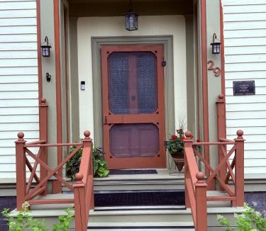 Digby House | Downtown Digby-Harborview Heritage House 1838-King Suite