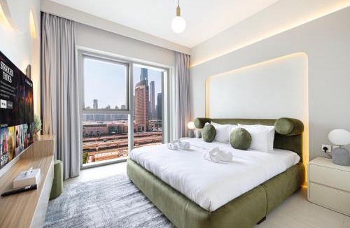 Za'abeel 2 Apartment | Downtown Dreams Burj Khalifa View with Dubai Mall, Pool & Free Parking