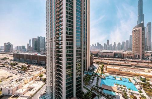Za'abeel 2 Apartment | Downtown Dreams Burj Khalifa View with Dubai Mall, Pool & Free Parking