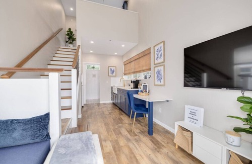 Downtown Dunedin House | Downtown Dunedin Tiny Home + Pool | Shelly