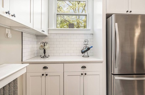 Valparaiso Apartment | Downtown Duplex: 2 delightful units under 1 roof!