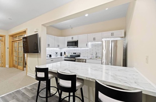 West Central Apartment | Downtown Fort Wayne Apartment 2| Free Parking, Historic Setting