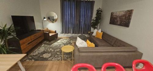 Downtown Halifax Apartment | Downtown Gem, Perfect for Families & Groups, AC, Unit 401