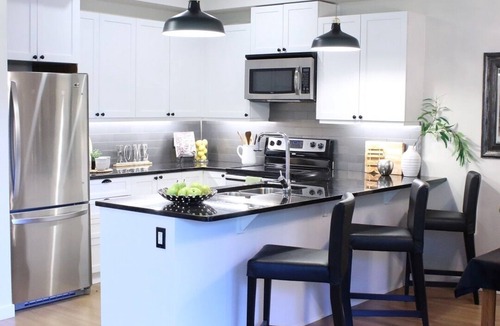 Regional District of Nanaimo Condo | Downtown Hideaway in the heart of downtown Nanaimo with fiber hi-speed wifi