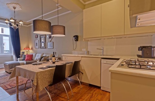 Pena Apartment | Downtown historical Lisbon