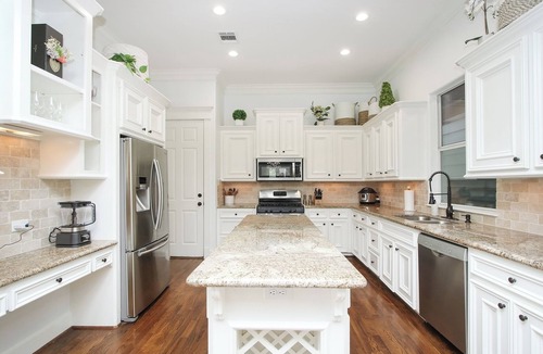 Shady Acres House | Downtown Houston-Private Pool, Hot Tub & Game Room