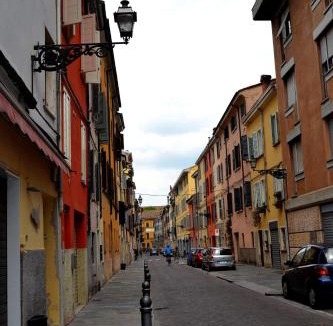 Oltretorrente Apartment | Downtown in Parma