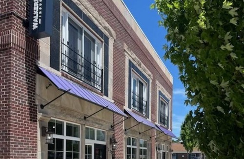 Kokomo Condo | Downtown Kokomo! Modern upper condo, walk to everything!