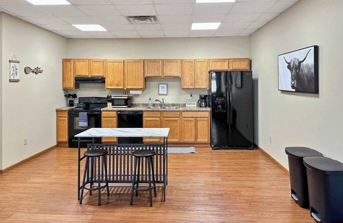 Historic Downtown La Crosse Apartment | Downtown La Crosse 3-Bedroom Apartment