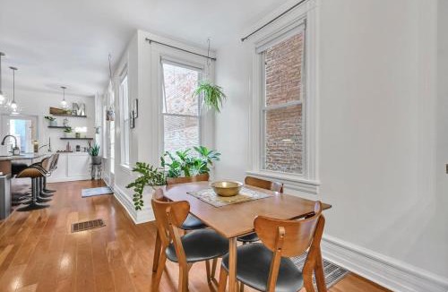 Lancaster House | Downtown Lancaster Luxury 4BR - Garage & Parking