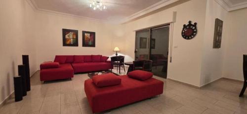 Al Swaifyeh Apartment | Downtown living appartment stylish luxe شقة مفروشة فاخرة في بين دير غبار والصويفيه